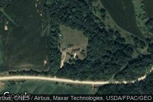 4744 202nd St, Cascade, IA 52033