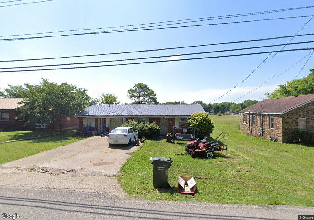 111 Sanderson Dr, Hopkinsville, KY 42240 - photo 1