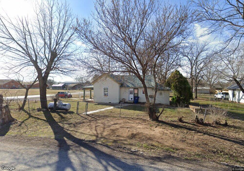 401 SW 5th St, Cache, OK 73527 - photo 1