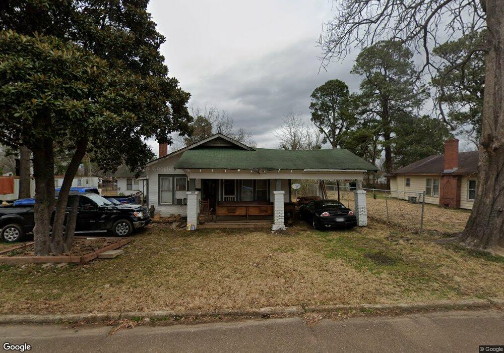 709 E Pine St, Gurdon, AR 71743 - photo 1
