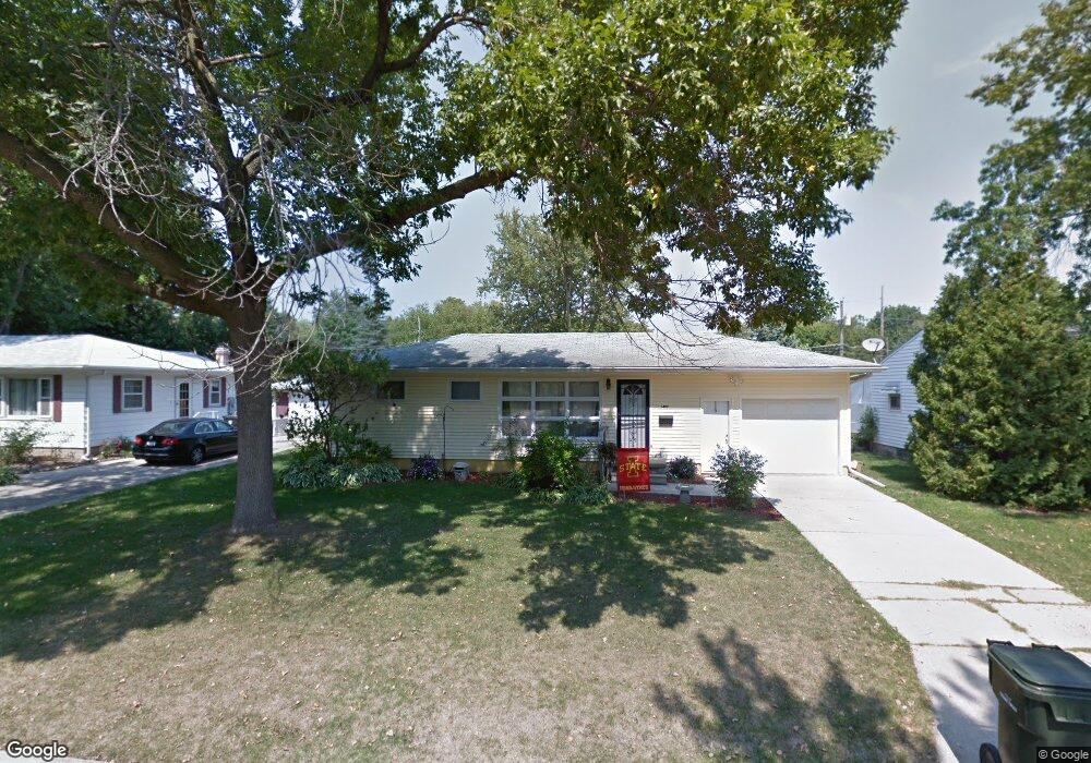 1409 W 5th St, Cedar Falls, IA 50613 - photo 1