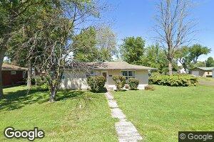 213 E Haig St, Vandalia, MO 63382