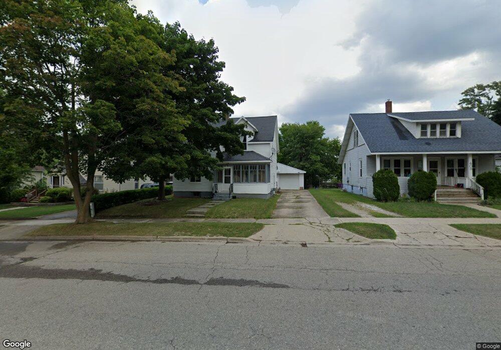 412 Whitelam St, Bad Axe, MI 48413 - photo 1