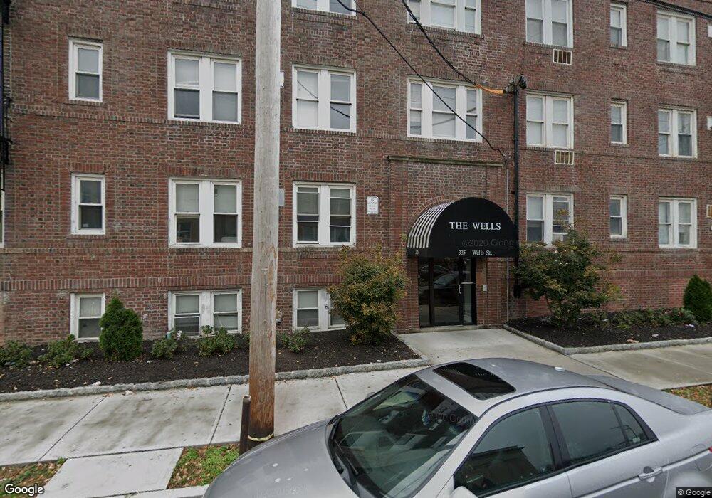 335 Wells St unit 8, Bridgeport, CT 06606 - photo 1