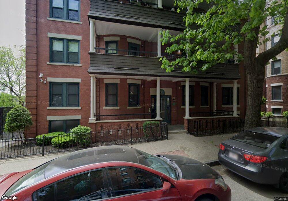 14 Summit St, Springfield, MA 01105 - photo 1