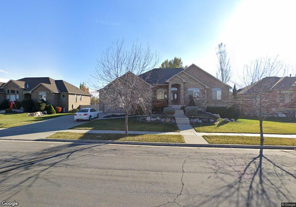 813 W 2150 S, Syracuse, UT 84075 - photo 1
