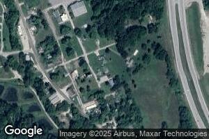 92 Center St, Avoca, IN 47420