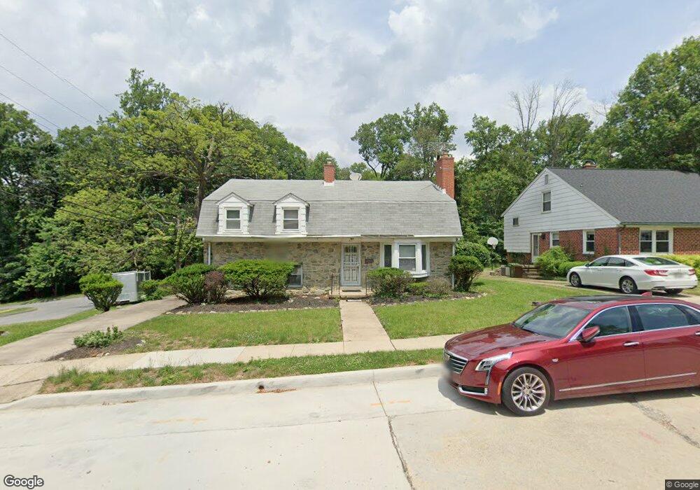 823 Nottingham Rd, Baltimore, MD 21229 - photo 1