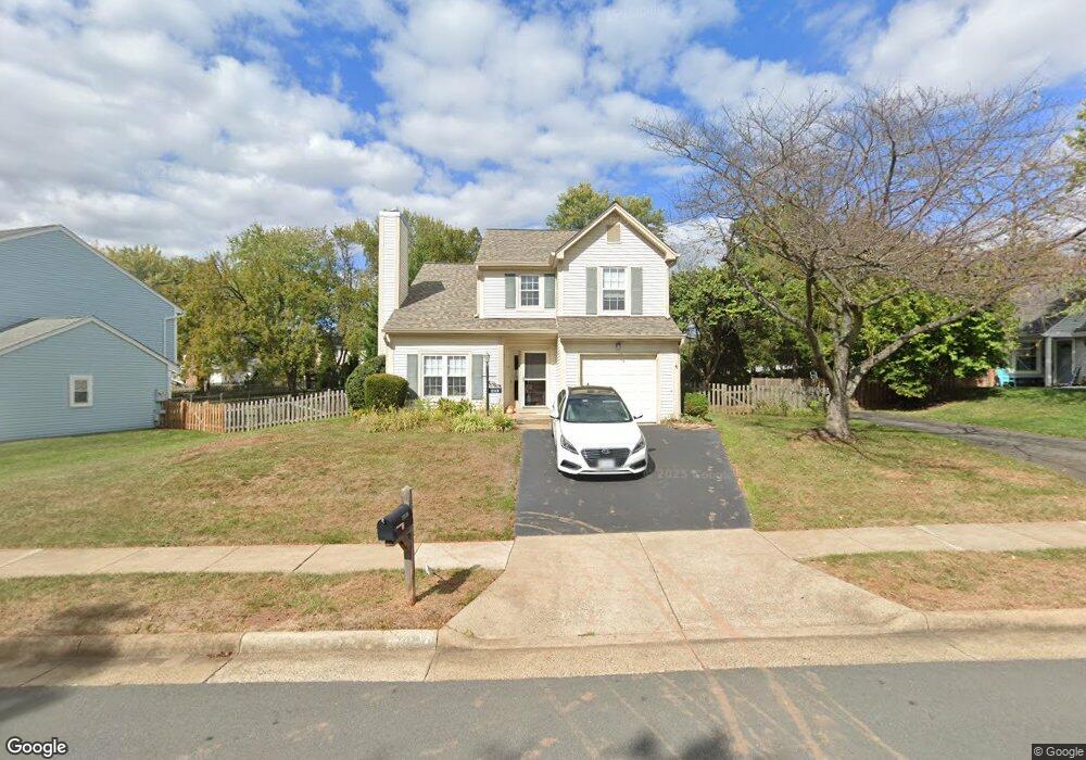 13138 Lazy Glen Ct, Herndon, VA 20171 - photo 1