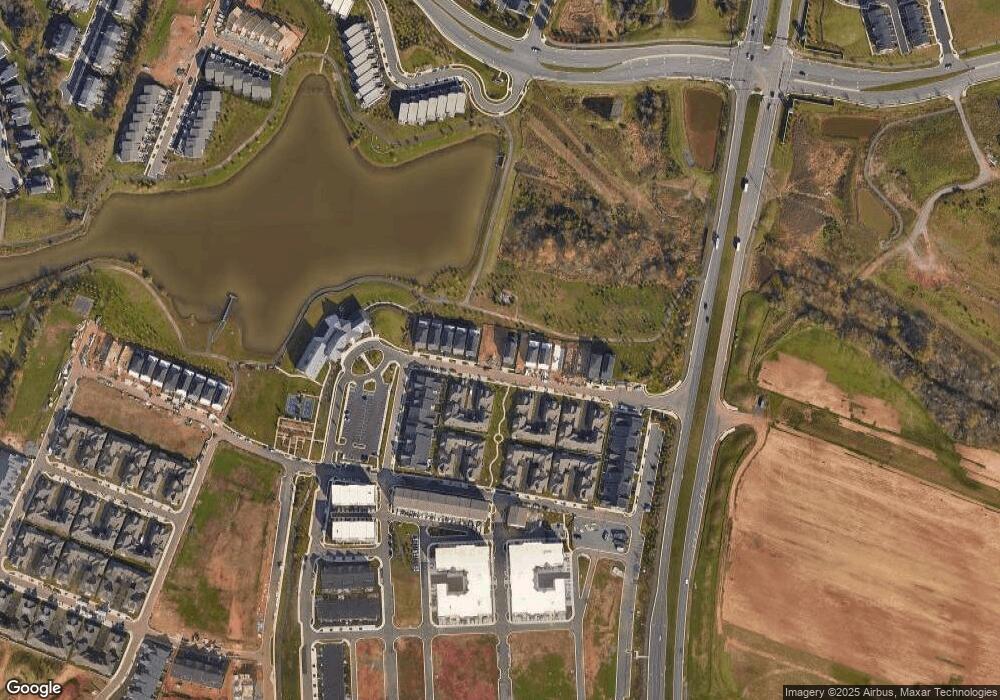 42870 Beaver Crossing Square, Ashburn, VA 20148 - photo 1