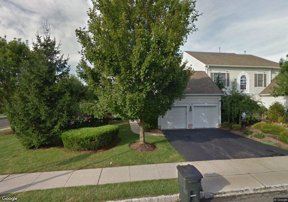 111 White Pine Ct, Paramus, NJ 07652 - photo 1