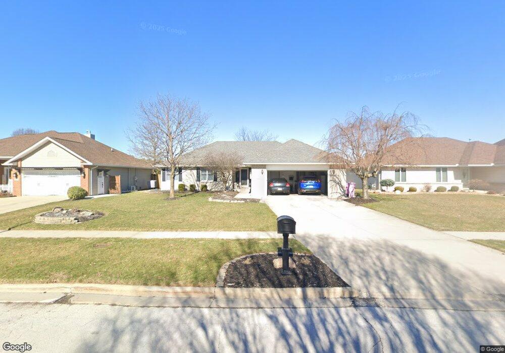 809 Hunters Creek Dr, Findlay, OH 45840 - photo 1