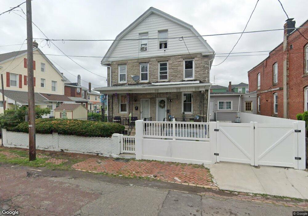 37 W 10th St, Hazleton, PA 18201 - photo 1