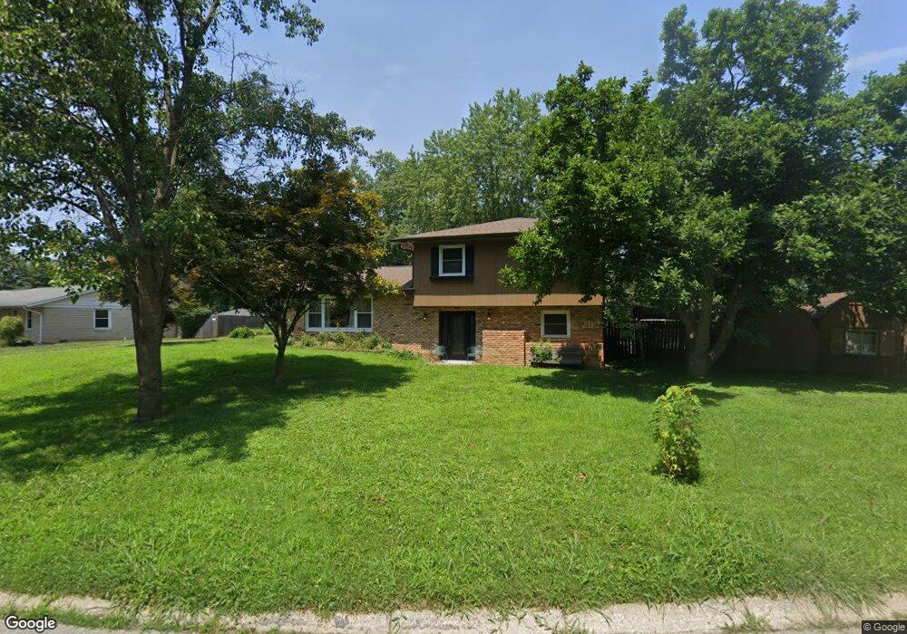 1120 Hillview Dr, Franklin, IN 46131 - photo 1