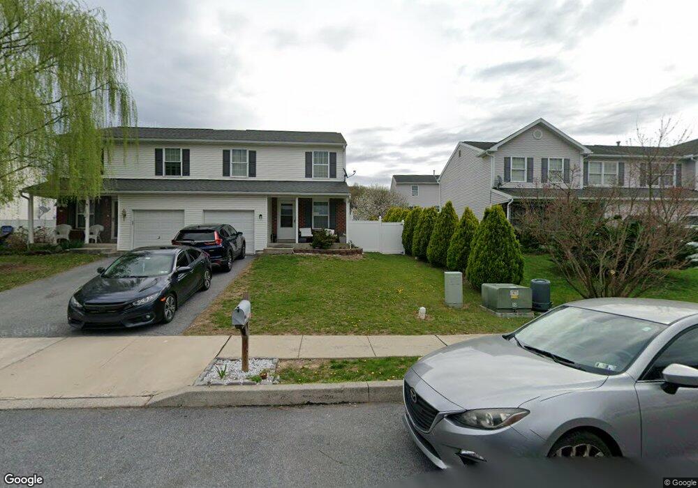 1011 Alexander Dr, Temple, PA 19560 - photo 1