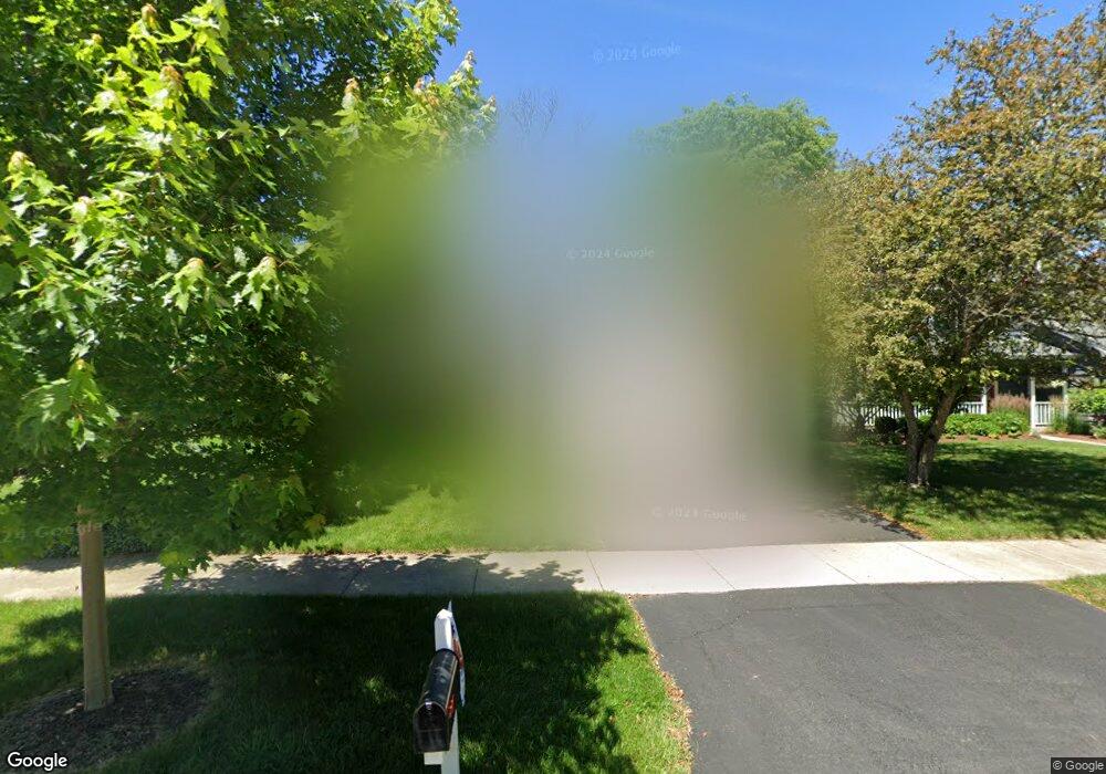 2572 Leach Dr, Naperville, IL 60564 - photo 1