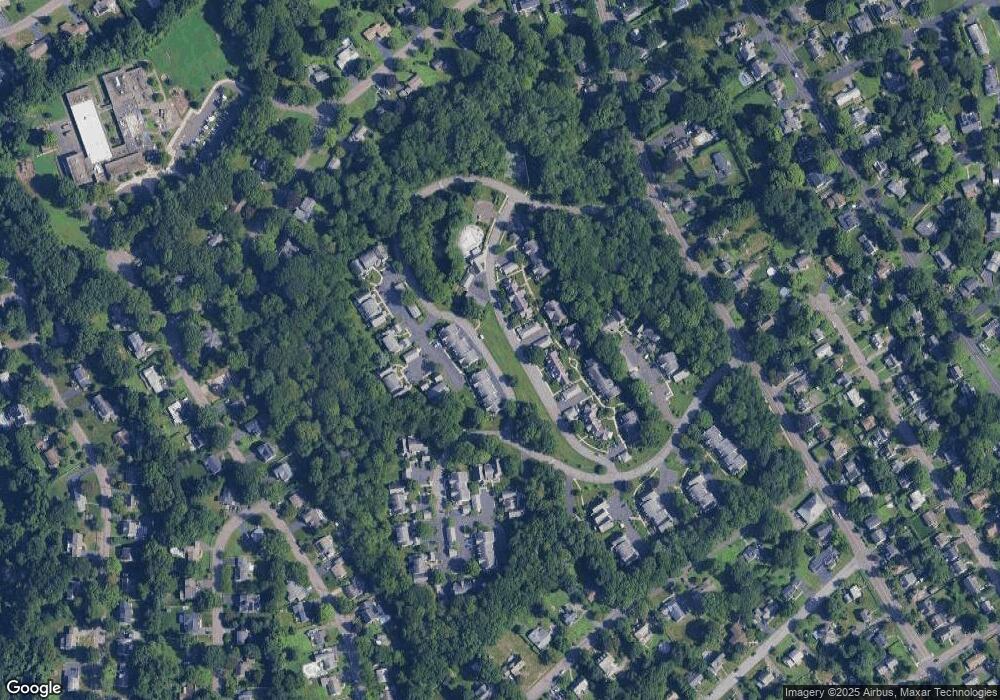 104 Roberton Crossing, Fairfield, CT 06825 - photo 1