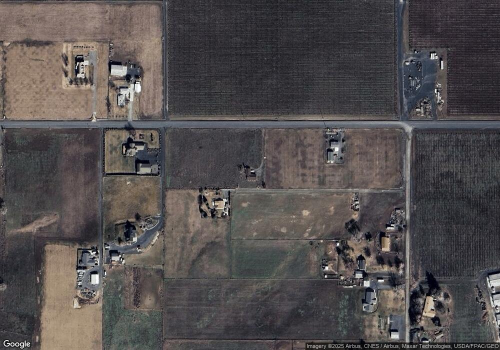 1410 Deeringhoff Rd, Moxee, WA 98936 - photo 1