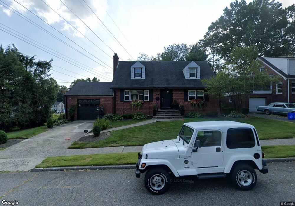 61 Ferncliff Rd, Bloomfield, NJ 07003 - photo 1