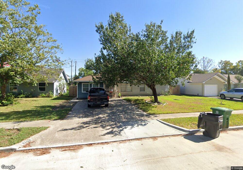 9102 Sunnywood Dr, Houston, TX 77088 - photo 1