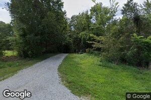 35 Sand Hill Rd, Stonefort, IL 62987