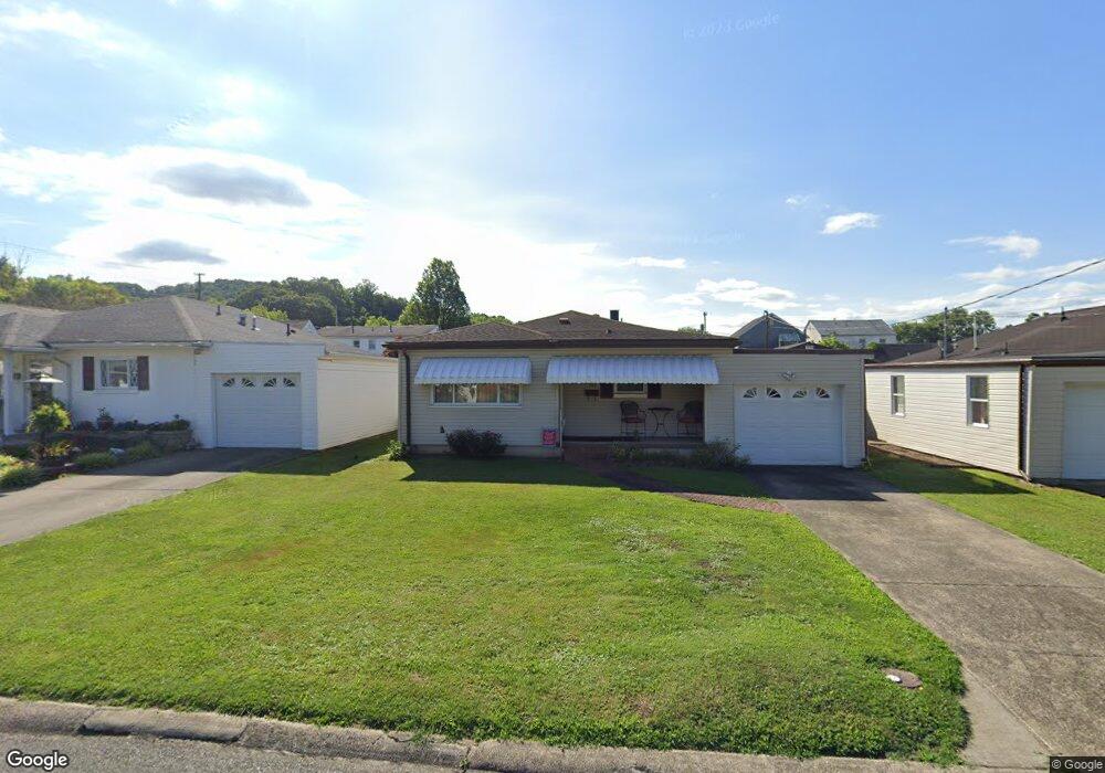 550 22nd St, Dunbar, WV 25064 - photo 1