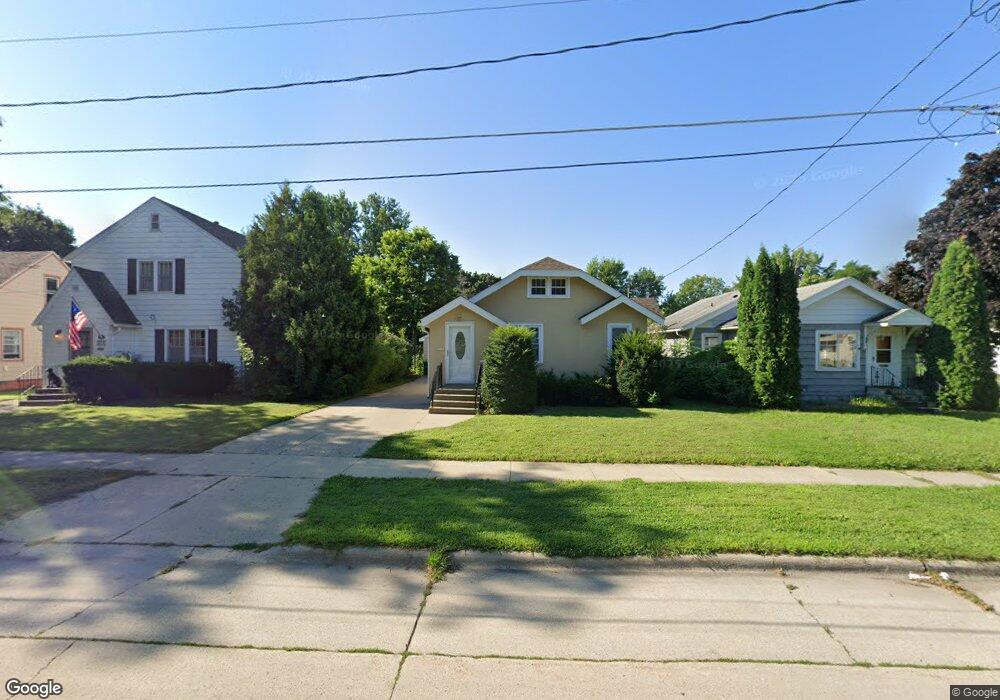 1109 2nd Ave SW, Austin, MN 55912 - photo 1