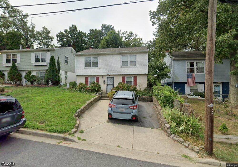 5917 Somerset Rd, Riverdale, MD 20737 - photo 1