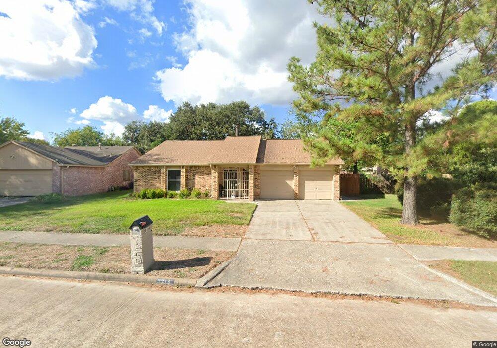 3314 Willow Tree Dr, Houston, TX 77066 - photo 1