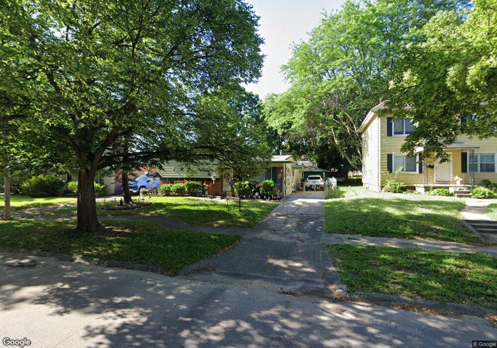 718 Mckinley Ave, Flint, MI 48507 - photo 1