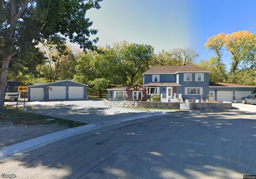 1312 4th Ave SW, Jamestown, ND 58401 - photo 1