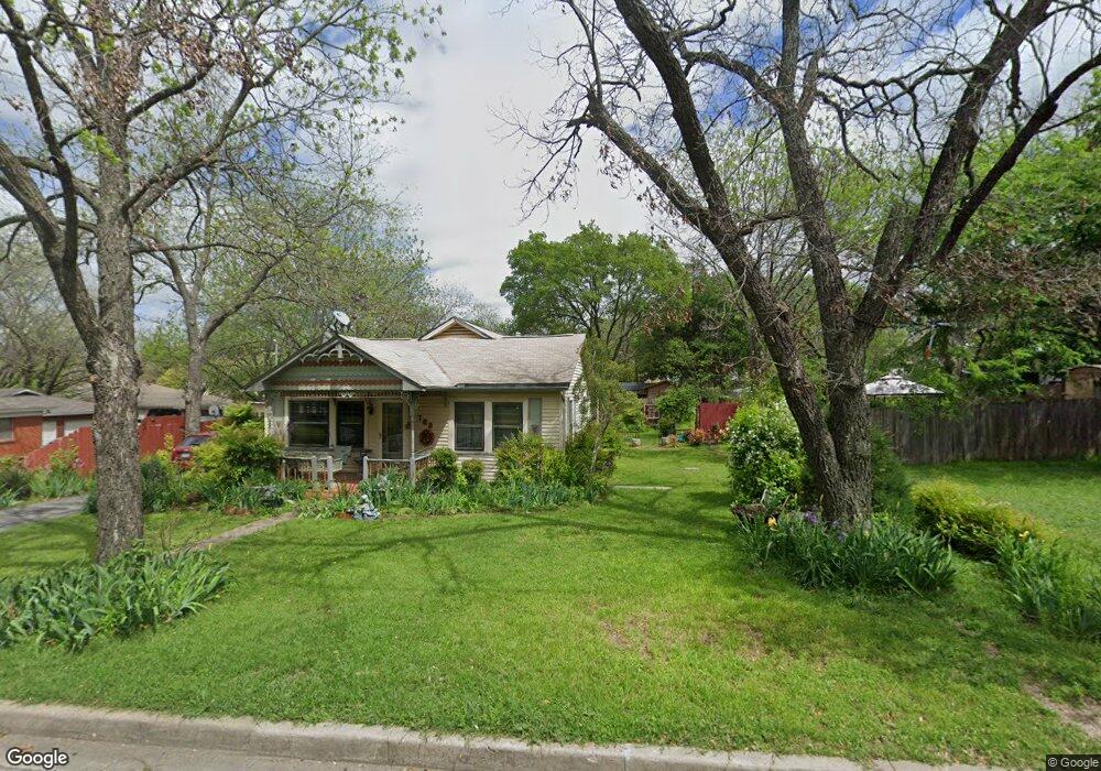 705 S Lamar St, Weatherford, TX 76086 - photo 1