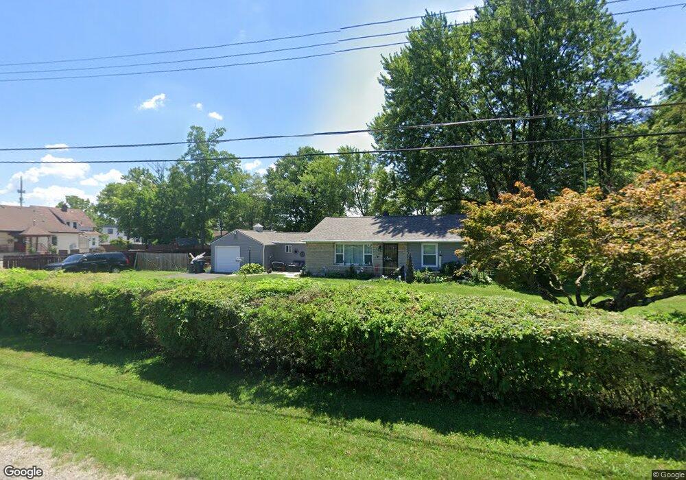 2313 Lehner Rd, Columbus, OH 43224 - photo 1