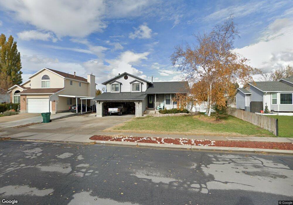 1040 W 450 S, Layton, UT 84041 - photo 1