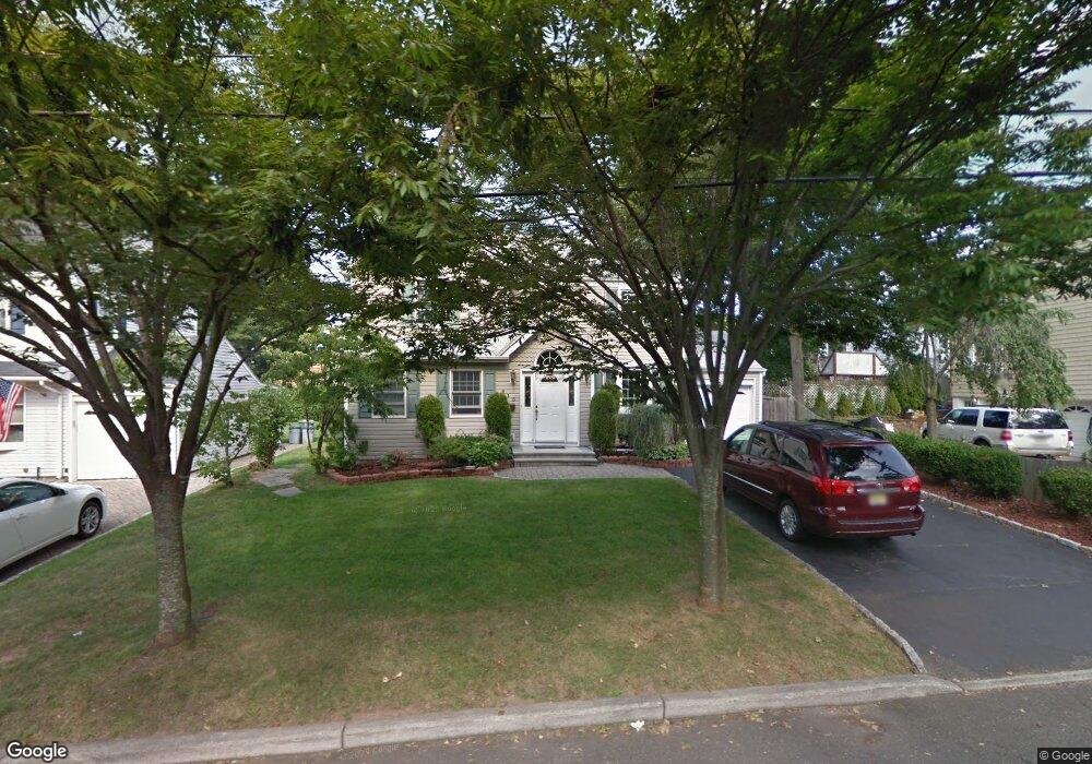 415 Hickory Ave, Paramus, NJ 07652 - photo 1