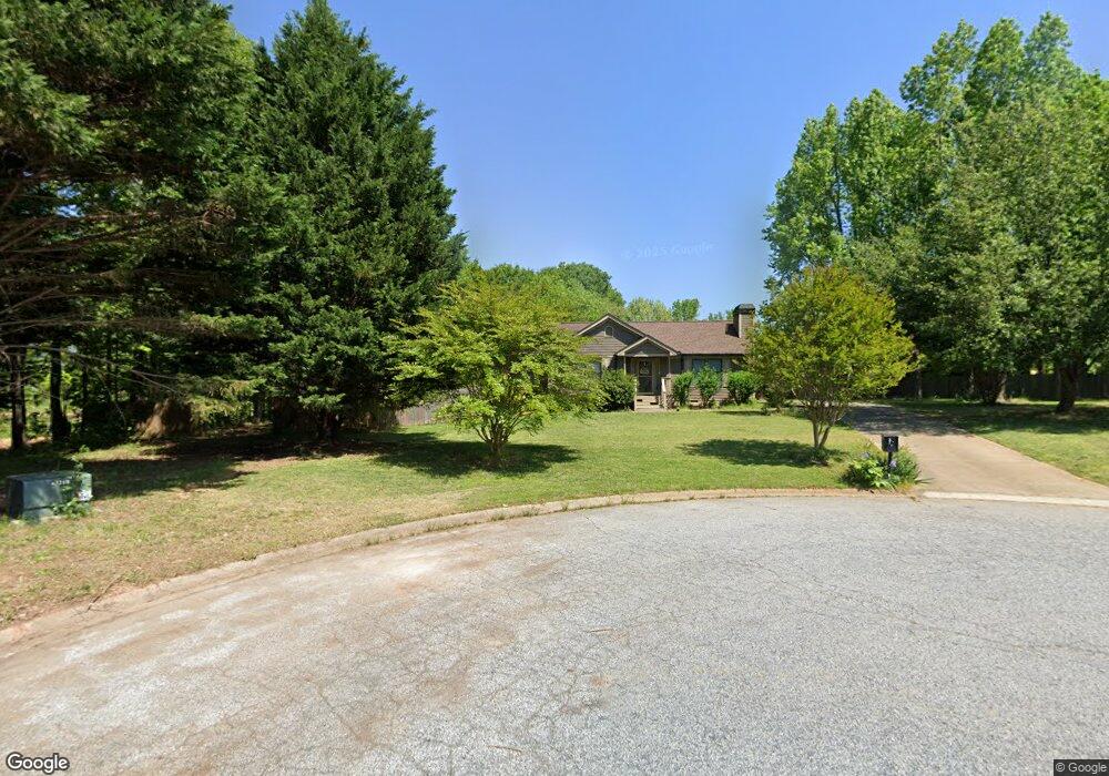 929 Live Oak Ct unit 2, Winder, GA 30680 - photo 1