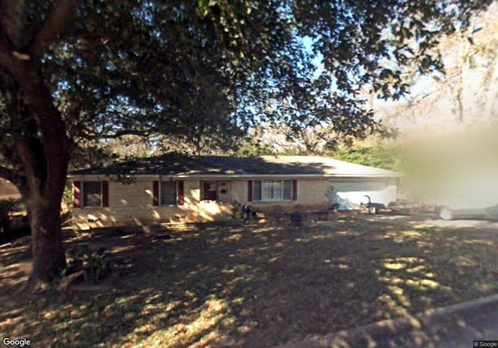 3201 Curtis Dr, Tyler, TX 75701 - photo 1