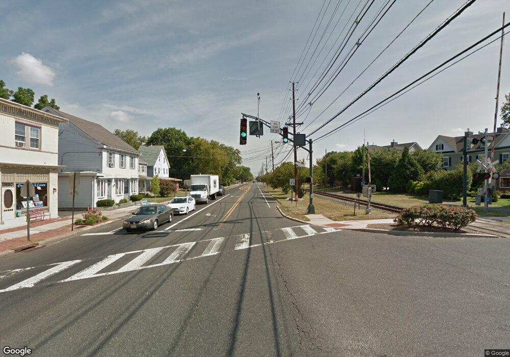 509 Broad St, Riverton, NJ 08077 - photo 1