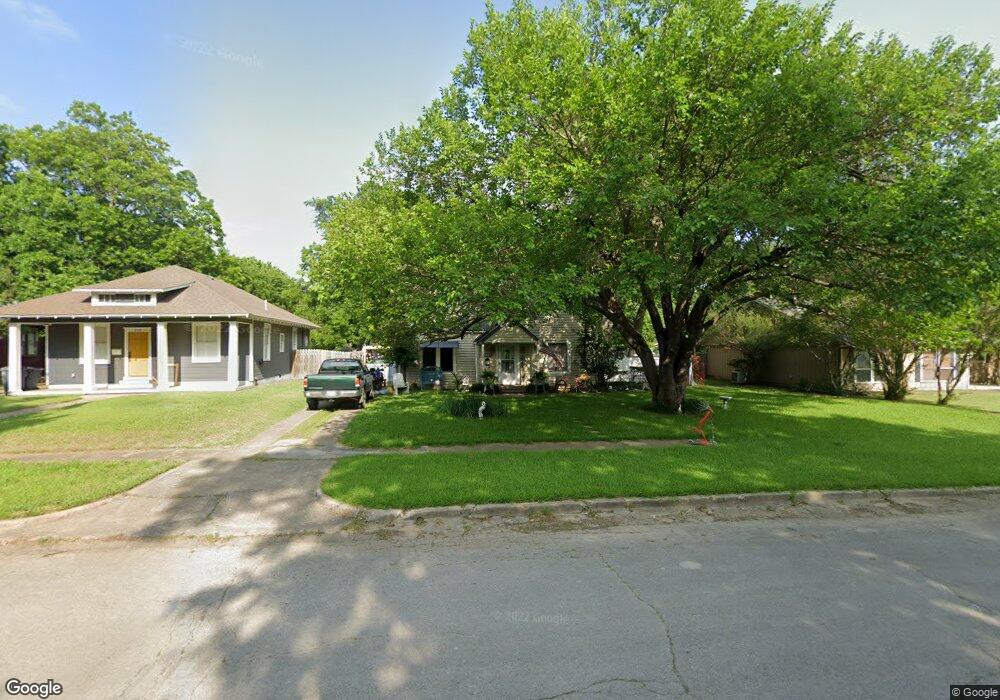 320 D St SW, Ardmore, OK 73401 - photo 1