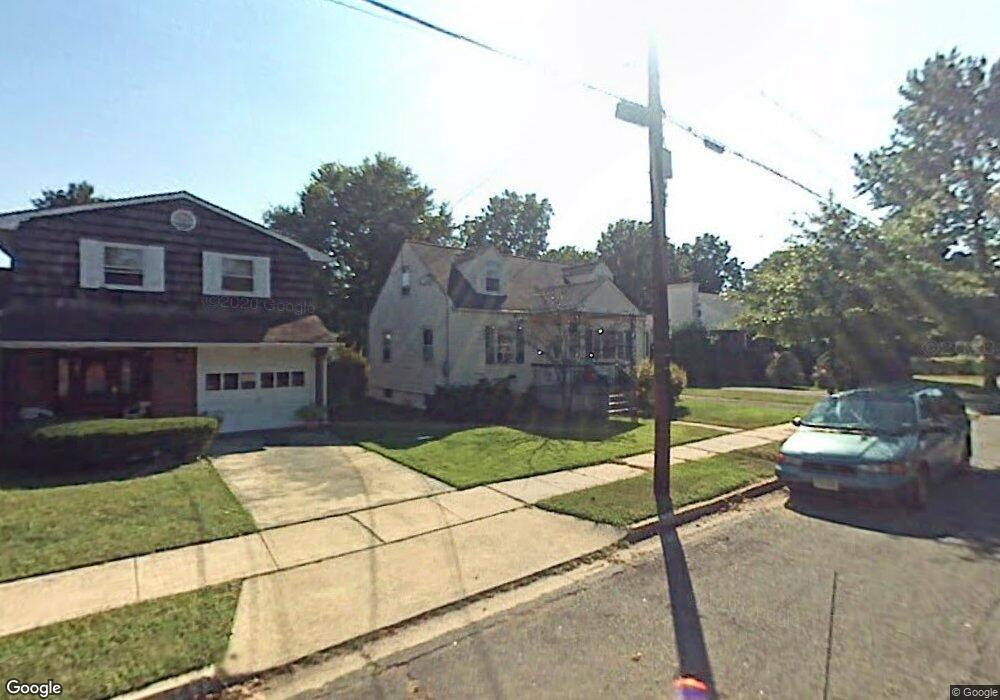 545 W 2nd St, Bound Brook, NJ 08805 - photo 1