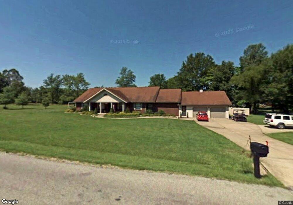 208 Southwest Dr, Harrisburg, IL 62946 - photo 1