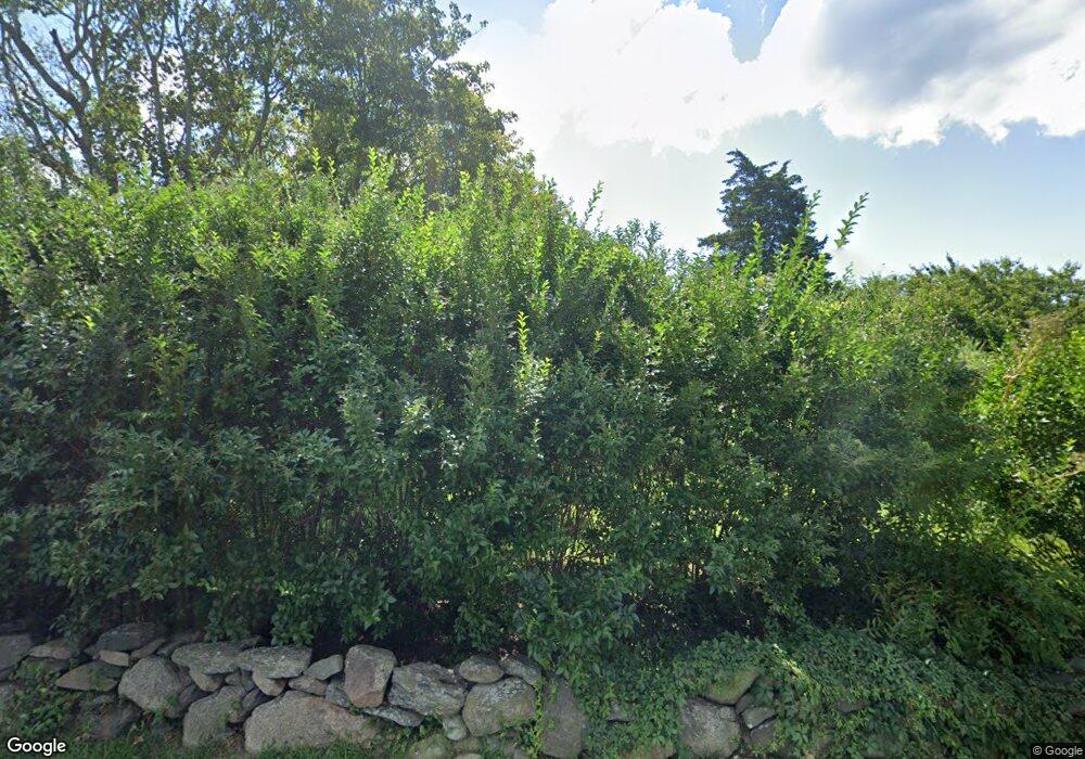 32 Sakonnet Point Rd, Little Compton, RI 02837 - photo 1