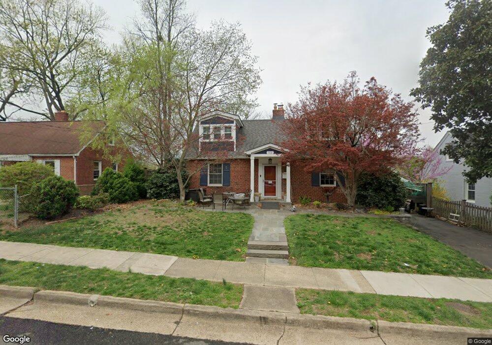 144 Hilton St, Alexandria, VA 22314 - photo 1