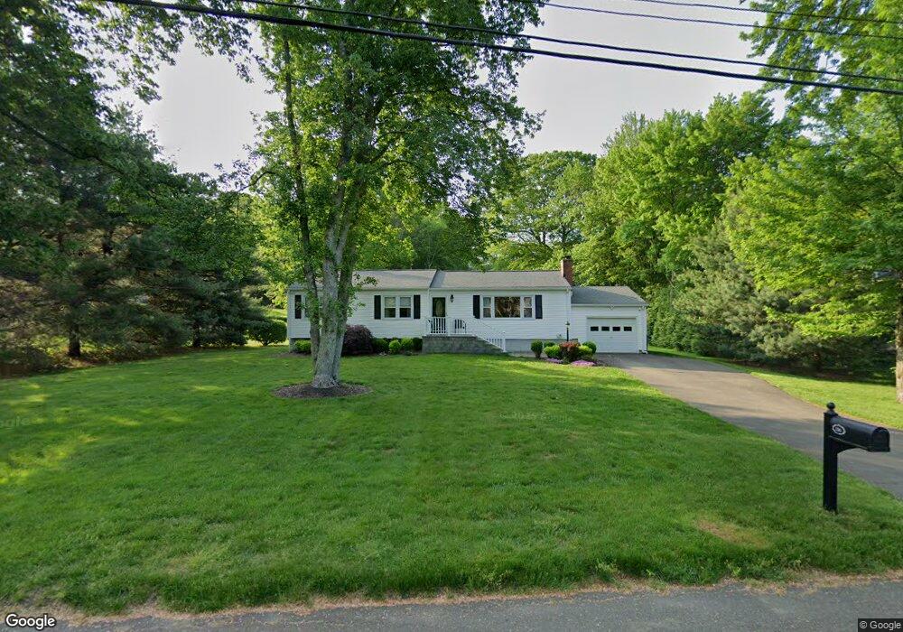 116 Twitchgrass Rd, Trumbull, CT 06611 - photo 1