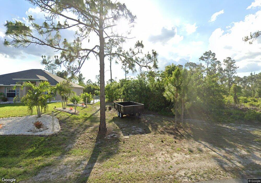 1042 Maxwell Ave S, Lehigh Acres, FL 33974 - photo 1