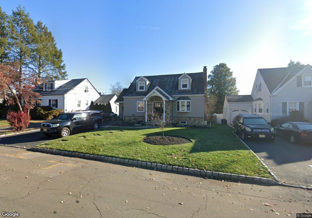 39 Huntting Dr, Dumont, NJ 07628 - photo 1