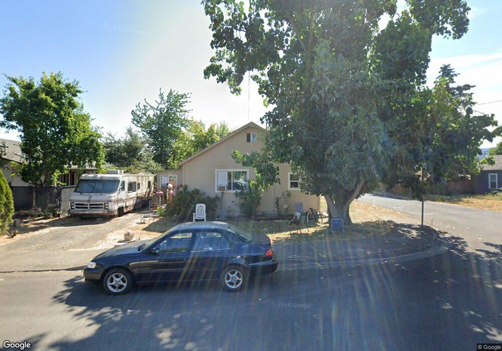 90 S 3rd St, Creswell, OR 97426 - photo 1