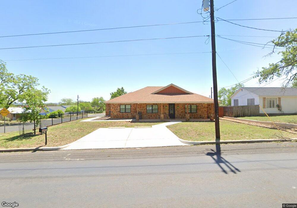 1102 Thiele Ln, Fredericksburg, TX 78624 - photo 1