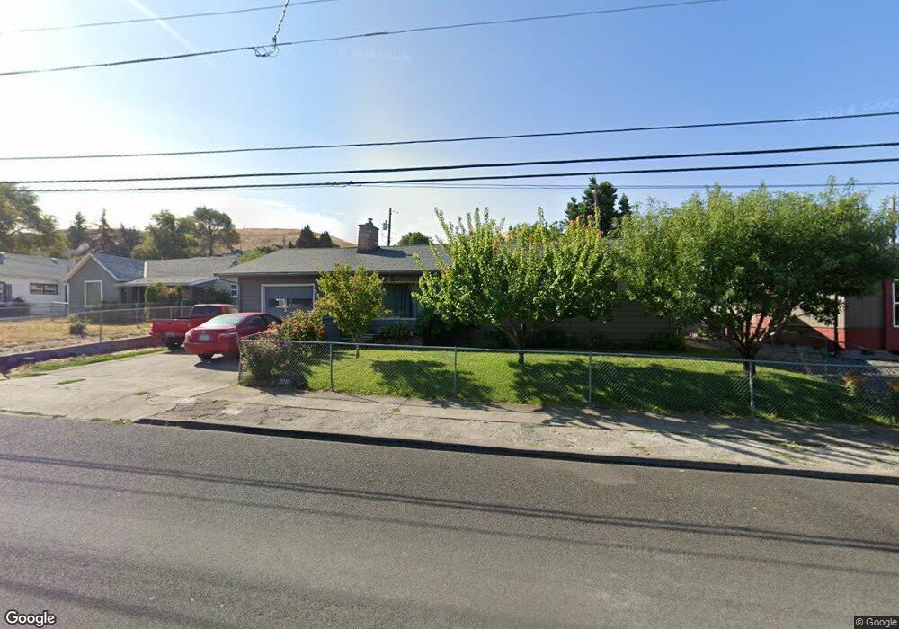 2210 E 12th St, the Dalles, OR 97058 - photo 1