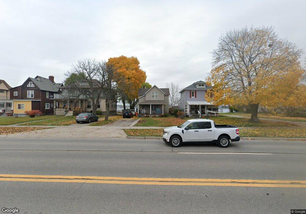 1920 Military St, Port Huron, MI 48060 - photo 1